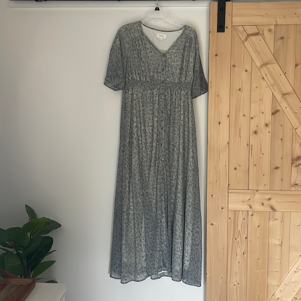 BOHME green/blue maxi floral dress. Never worn. Like new. Scheer sleeves.
